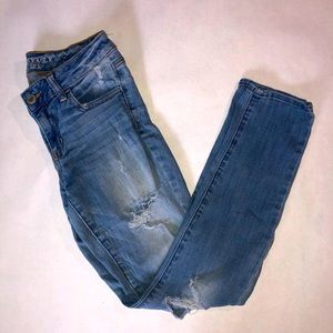 American Eagle Outfitters Ripped Jeans